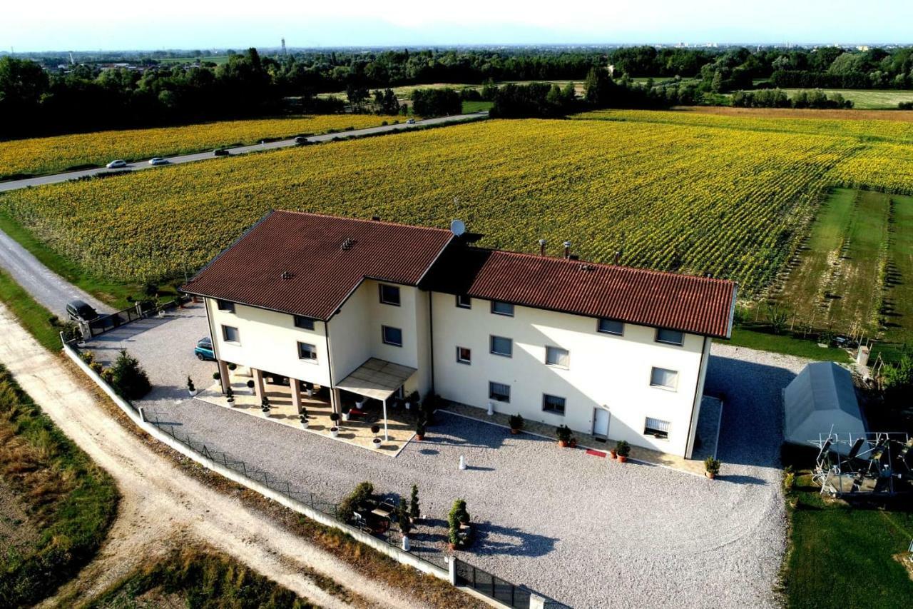 Willa Al Cavaliere Pordenone Zewnętrze zdjęcie